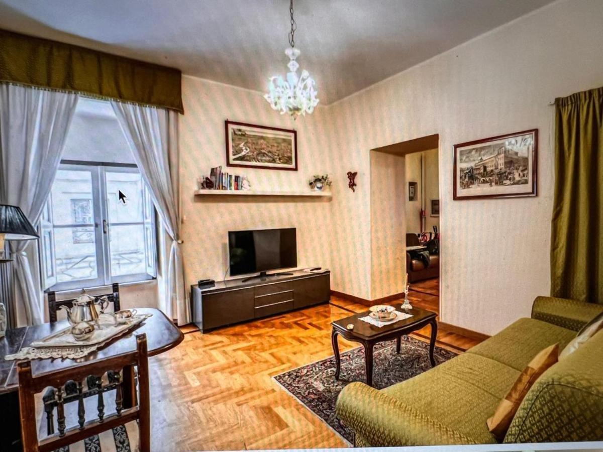 Adorable Flat By Barberini Trevi Fountain * Roma