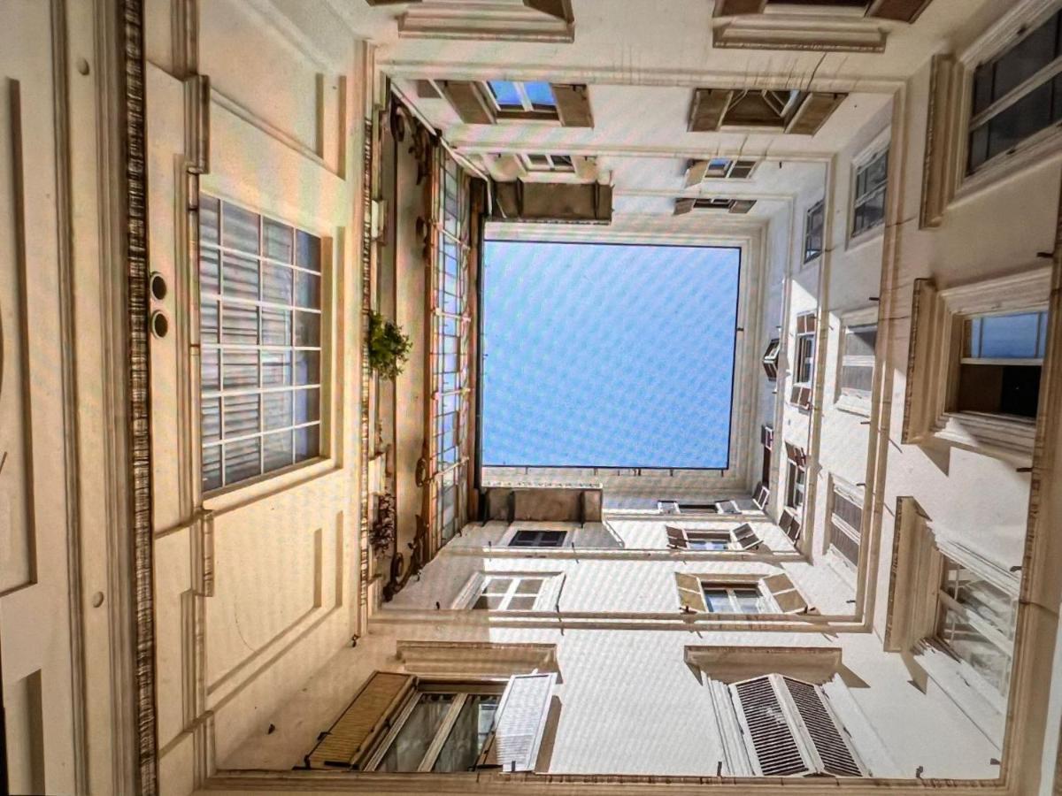 Apartamento Adorable Flat By Barberini Trevi Fountain *