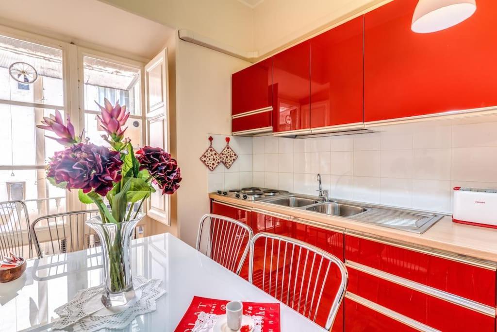Adorable Flat By Barberini Trevi Fountain * Roma