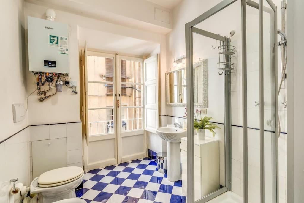 Adorable Flat By Barberini Trevi Fountain * Roma